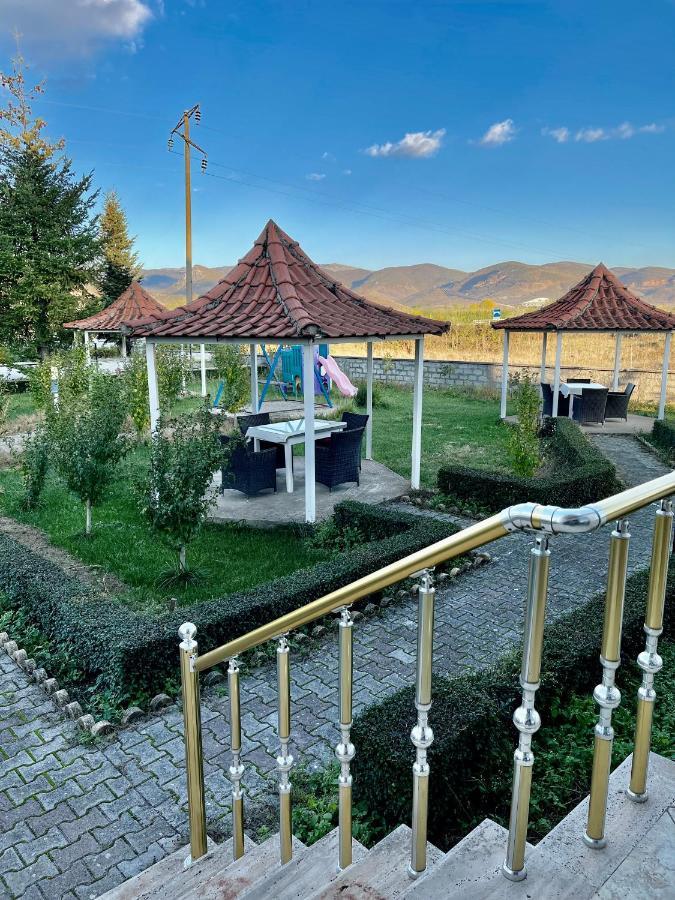 Hotel Paradise Bilisht Kültér fotó