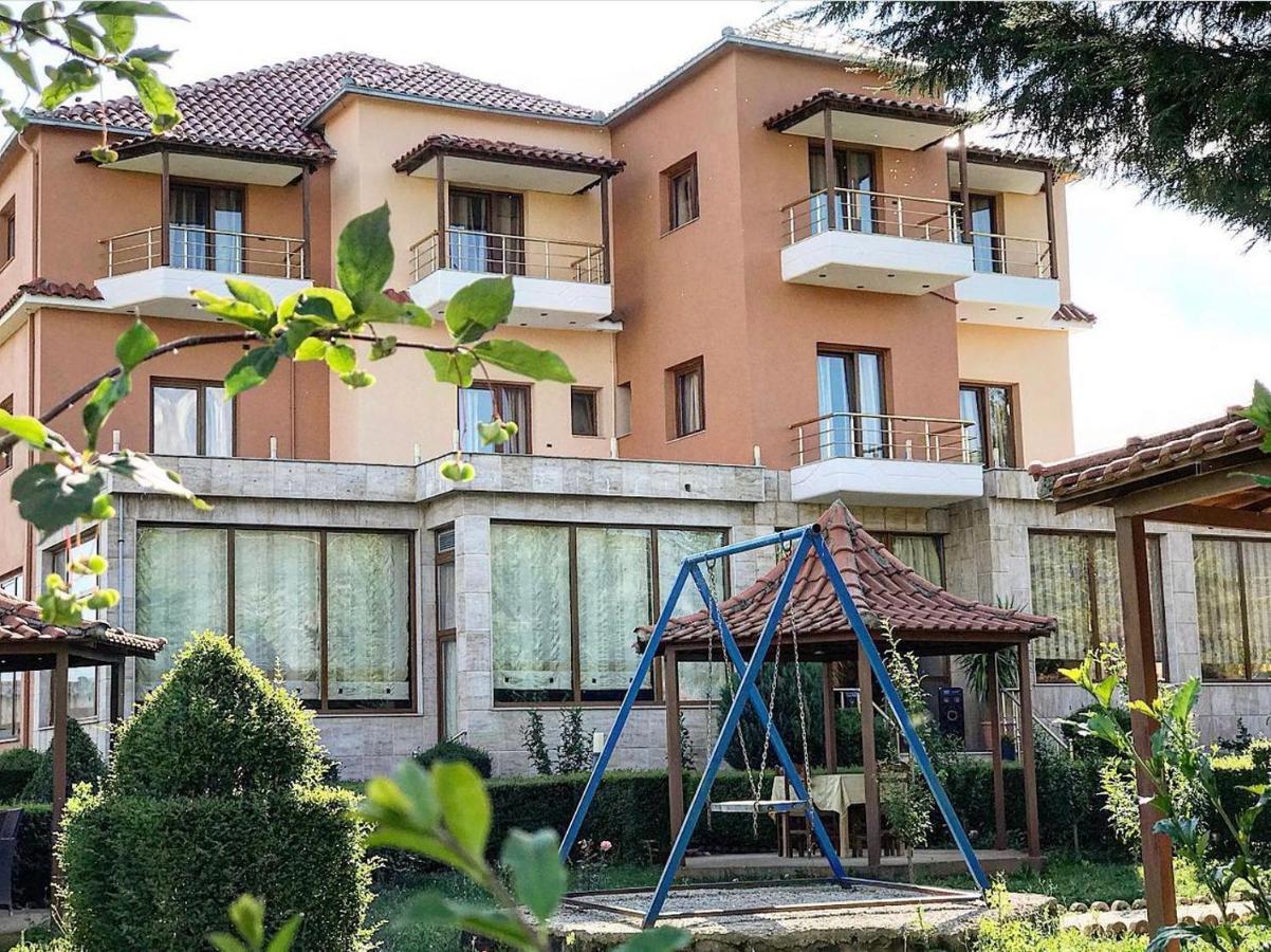Hotel Paradise Bilisht Kültér fotó